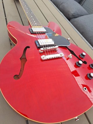 Epiphone 335 Inspired by Gibson customizada