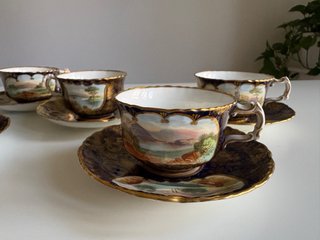 Tazze antiche dipinte a mano Hand painted antiques