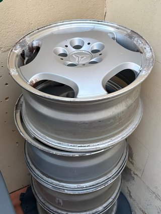 Llantas Mercedes W210 16 para restaurar