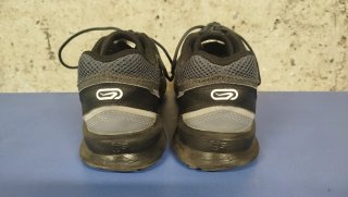 Zapatillas running hombre Kalenji negras/grises