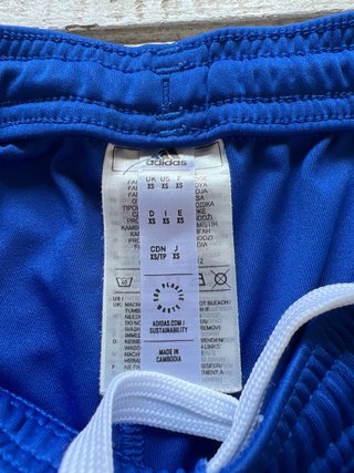 Pantalón corto CE Europa Adidas azul