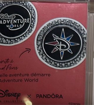 Charm Pandora Disney Adventure World