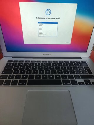 MacBook Air 13” Early 2014 - 8GB RAM - SSD - Buen