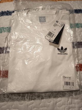 Camiseta Adidas Skateboarding Blanca