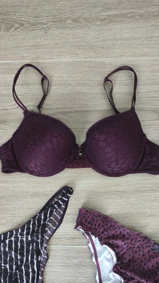 Conjunto lencería morado y negro Talla L