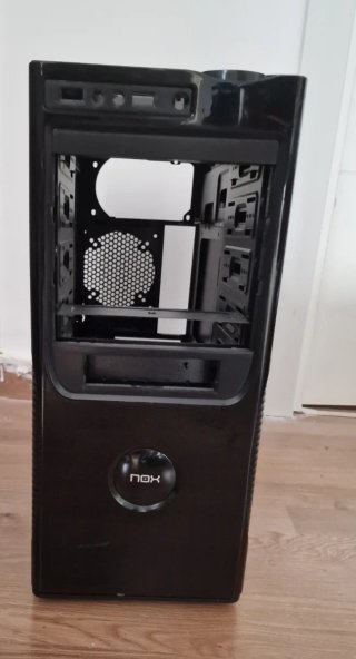Torre PC Nox Negra (para proyectos)