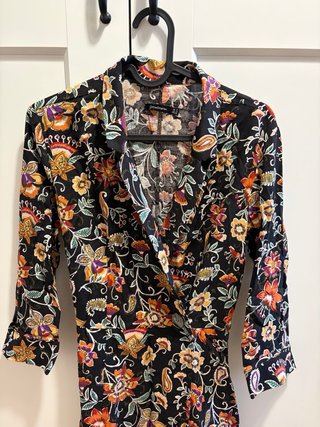Vestido floral Stradivarius Talla S