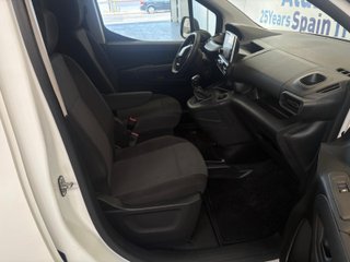 Peugeot Partner Premium Standard 600kg BlueHDi 55kW