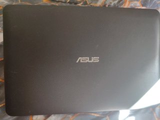 Ordenador portátil ASUS negro