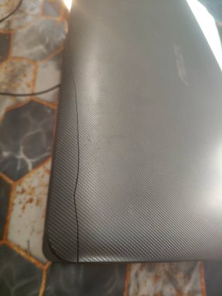 Ordenador portátil ASUS negro
