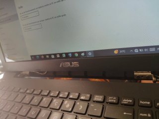 Ordenador portátil ASUS negro