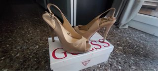 Zapatos Guess Beige Tacón Alto 7,5 talla americana