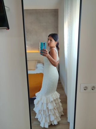 Traje de flamenca blanco volantes