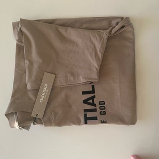 Camiseta Essentials Fear of God Beige