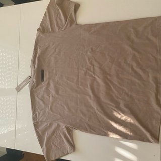 Camiseta Essentials Fear of God Beige