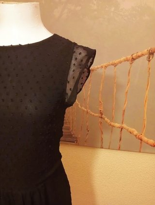 Vestido negro de lunares H&M