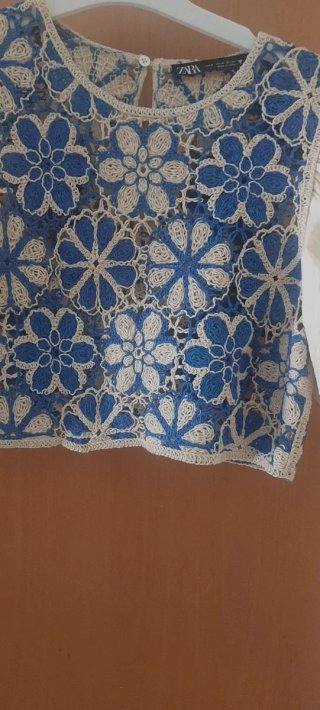Top Zara Crochet Mangas Abullonadas