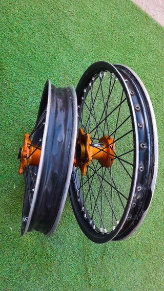 Llantas KTM 18-21