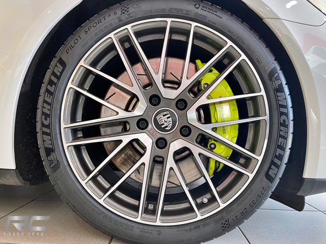 Porsche Panamera 4S EHybrid ST 560cv