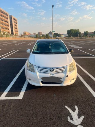 Toyota Avensis 2010