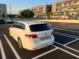 Toyota Avensis 2010