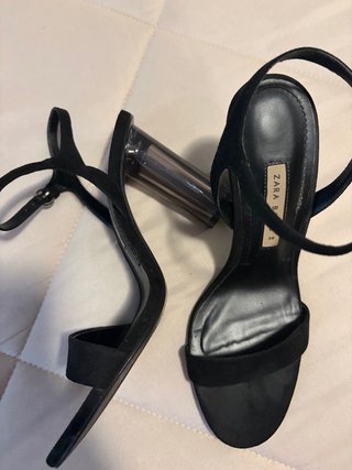 Zapatos de tacón negros Zara