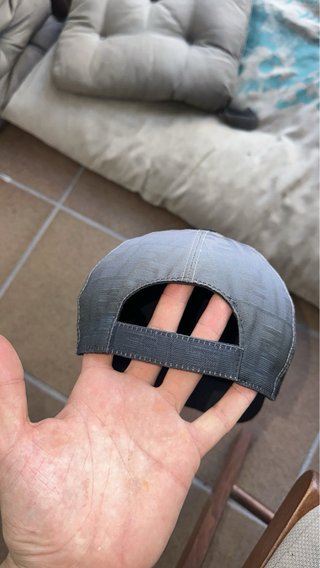 Gorra Fendi original