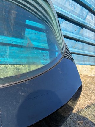 Portón trasero Alfa Romeo GT Negro