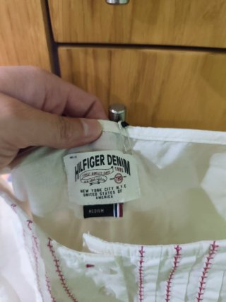 Top bordado Tommy Hilfiger Talla M