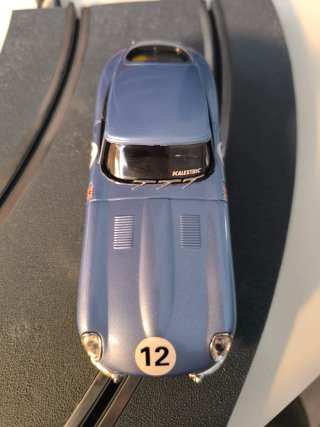 Jaguar E-Type Le Mans #12 - Scalextric (Ref. C-34)