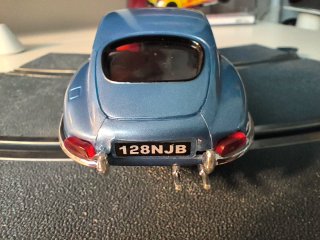 Jaguar E-Type Le Mans #12 - Scalextric (Ref. C-34)