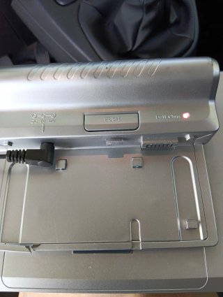 DVD para coche,con Cargador y Cables AV