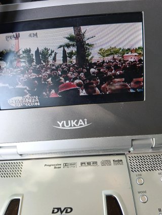 DVD para coche,con Cargador y Cables AV