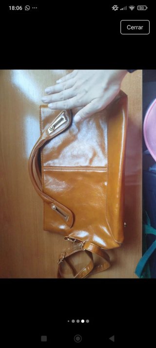 Bolso de mano marrón