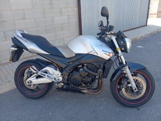 Suzuki GSR 600