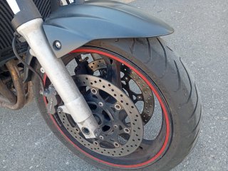 Suzuki GSR 600