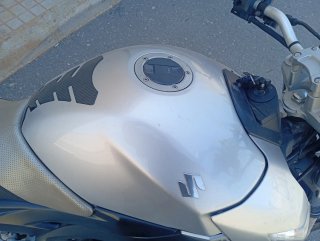 Suzuki GSR 600