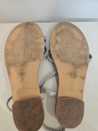 Sandalias XTI plateadas planas foam