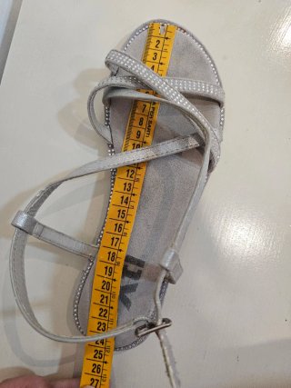 Sandalias XTI plateadas planas foam