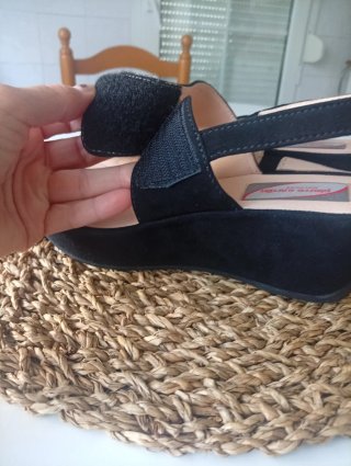 Sandalias Pierre Cardin Ante Negro Talla 38