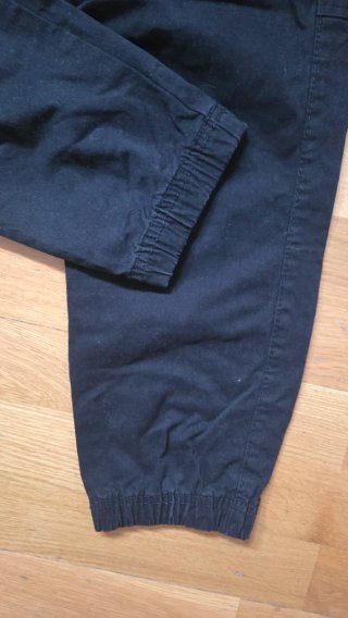 Pantalón Jogger Negro Chico