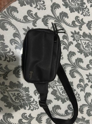 Riñonera Lacoste Negra