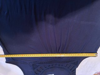 Vestido azul marino con brocado