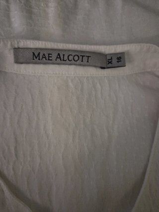 Camisa blanca Mae Alcott