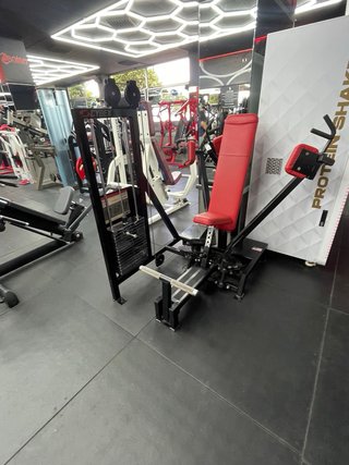 Cybex Classic Peck Deck