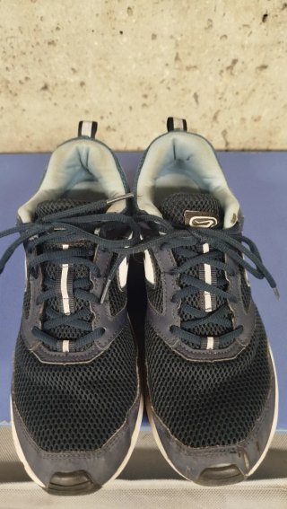 Zapatillas running hombre azul y blanco