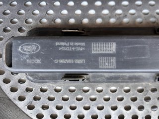 Paragolpes Dcho Land Rover Defender L663