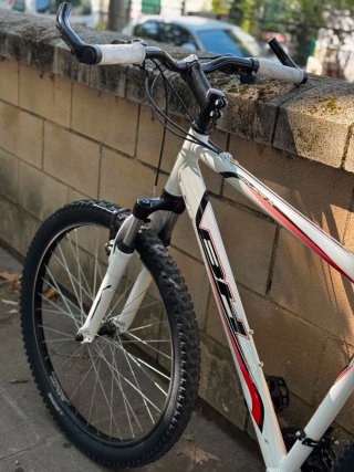 Bicicleta Montaña BH 26 Blanca