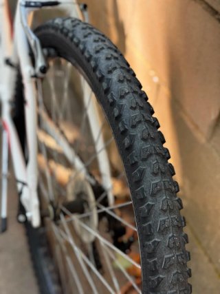 Bicicleta Montaña BH 26 Blanca