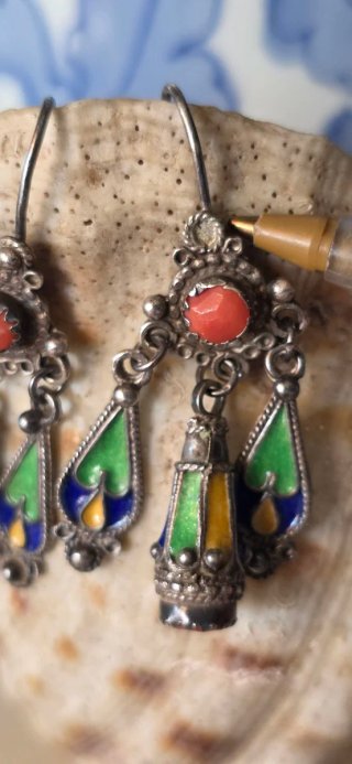Pendientes bereber antiguos esmalte coral